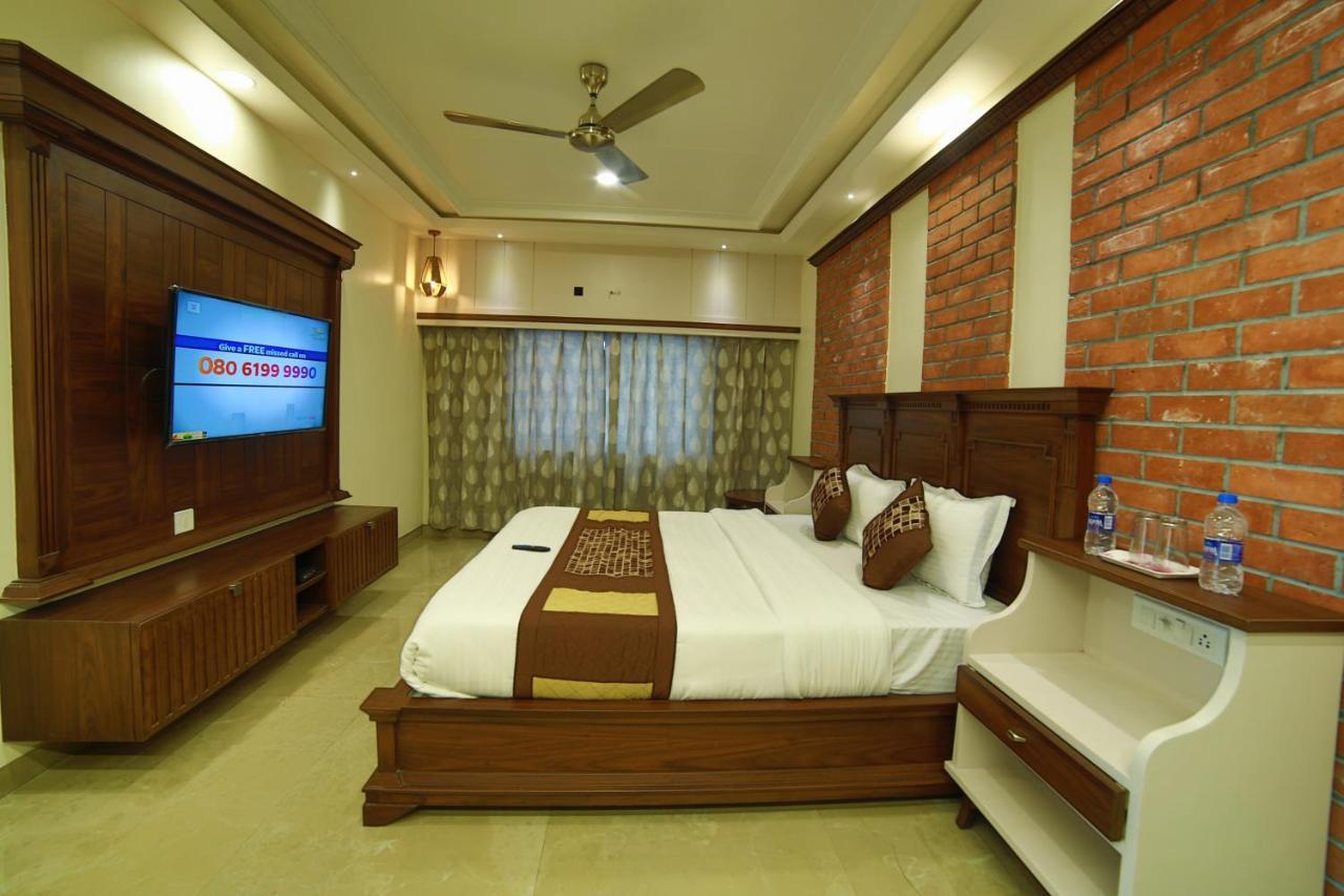 Mid Town Inn Mount Abu Ngoại thất bức ảnh